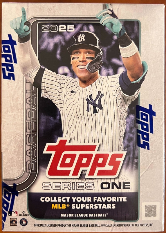 2025 Topps Series 1 Baseball 15-Pack Blaster Box (Fanatics Exclusive)