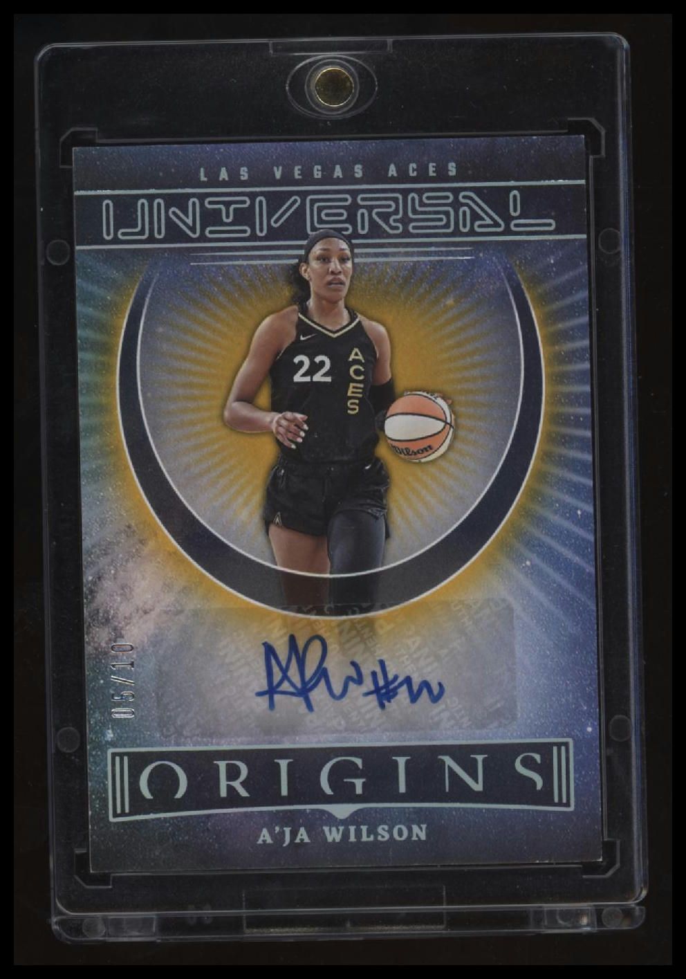 2023 Panini Origins WNBA A&#39;ja Wilson Universal Autographs Gold #/10