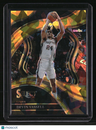 2023-24 Panini Select Devin Vassell Gold Cracked Ice Prizms #/10